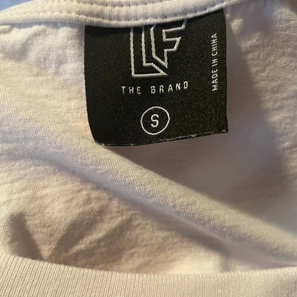 LF THE BRAND cropped t-shirt - Picture 2 of 2